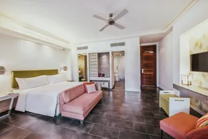 Long Beach 5*