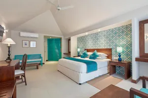 Adaaran Select Hudhuranfushi Maldives 4*