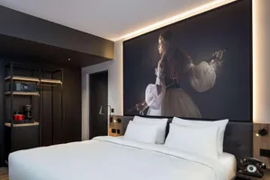 Radisson RED Galway 4*