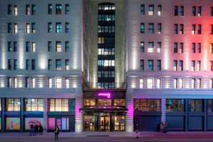 Moxy NYC Times Square 4*