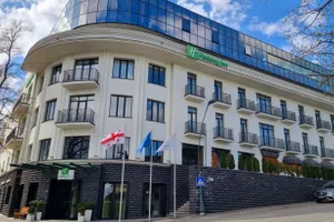 Holiday Inn Telavi 4*