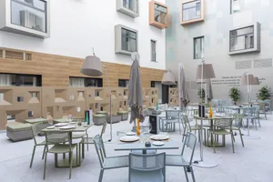 Hotel Macià Sevilla Kubb 4*