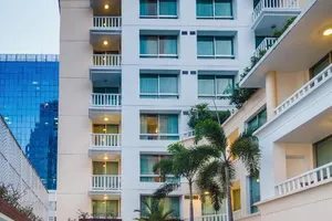 At Ease Saladaeng by Aetas 4*