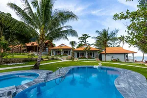 Cosian Bay Phu Quoc Resort 4*