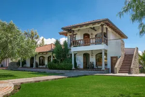 Hacienda Abraspungo 4*