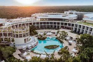 Secrets Tulum Resort & Beach Club 5*