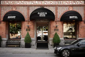 Ascot Hotel 4*
