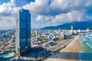 Peninsula Hotel Danang 5*