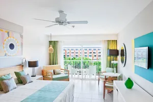 Hotel Playa Vista Azul 5*