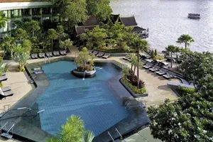 Shangri-La Hotel Bangkok 5*