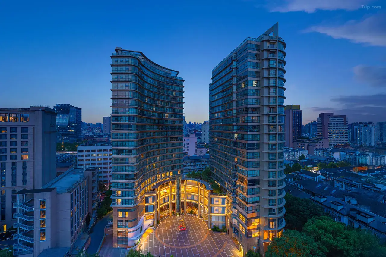 Even Hotel West Lake 4*