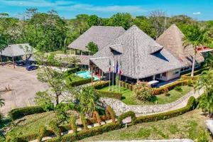 Villa Mercedes 3*