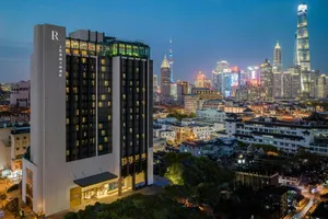Renaissance Shanghai Yu Garden Hotel on the Bund 5*
