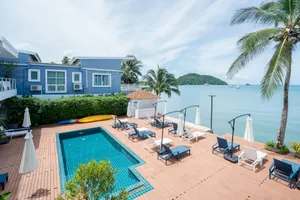 Phuket Boat Quay Hotel 3*