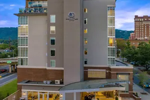 DoubleTree by Hilton Asheville Downtown 3*