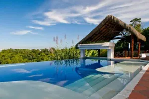 Hacienda Combia 3*