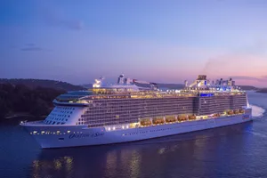 Ovation of the Seas 4*