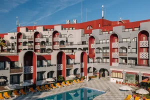 Muthu Oura Praia Hotel 4*