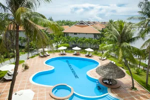 Hoi An Beach Resort 4*