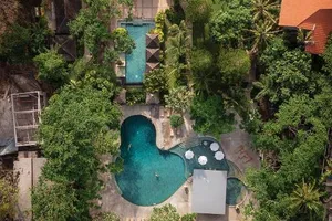 Bali Garden Beach Resort 4*