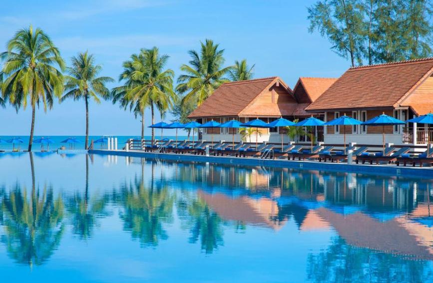 Le Menara Khao Lak 4* Superior