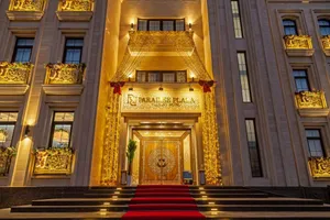 Paradise Plaza 4*