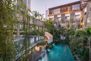 Baitong Hotel 4* Superior