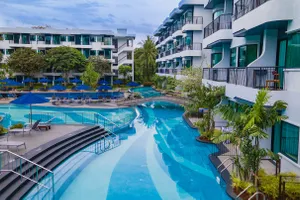 Holiday Style Ao Nang Beach Resort 4*