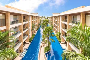 Henann Crystal Sands 5*