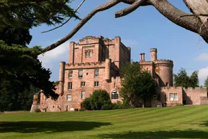 Dalhousie Castle 4*