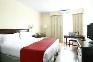 Cyan Americas Towers 3*