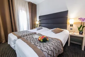 Hotel Port Lympia 4*