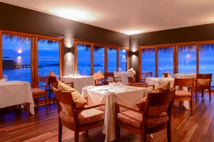 Adaaran Select Hudhuranfushi Maldives 4*
