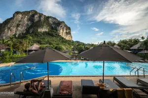 Peace Laguna Resort 4*