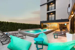 Cross Vibe Bangkok Sukhumvit Hotel 4*