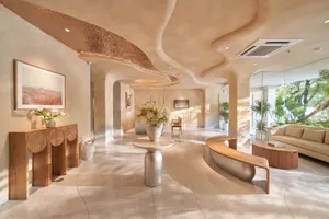 Silverland Sil Hotel 4*