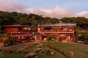 Valle Escondido 3*