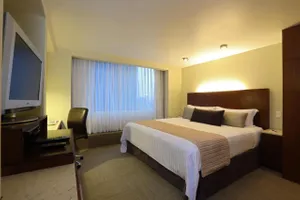 Emporio Reforma 4*