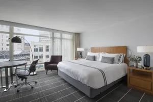 The Colonnade Hotel 4*
