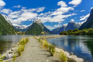 Australia & Noua Zeelanda Adventure - Exploreaza lumea cu Radu Paltineanu