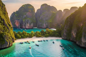 Sejur charter insulele Phi Phi & Phuket, Thailanda, 9 zile - martie 2027