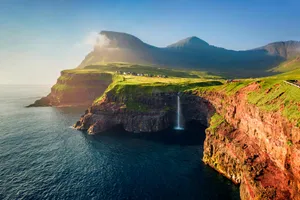 Discover Copenhaga & Insulele Feroe