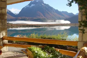 Argentina & Chile - Cities, Wines & Lakes