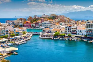 Croaziera Marea Egee, Norwegina Viva